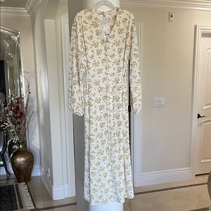 Uniqlo Long Sleeve Dress with Yellow Floral Pattern, NWT